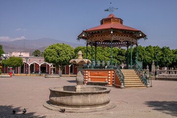 kiosko del jardin principal de sayula jalisco