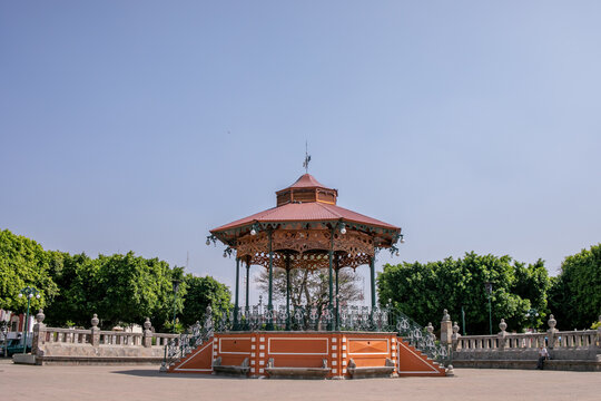 kiosko del jardin principal de sayula jalisco