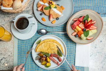 Fotografías de desayuno en un hotel de lujo. by Yuri Ugarte Cespedes