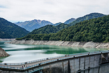 Fototapeta na wymiar 富山県立山町の黒部ダム