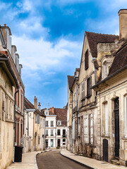 Cultural Heritage Explored: Discovering Auxerre's Timeless Street Scenes