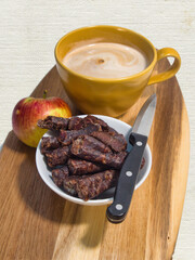 Biltong Coffee and fruit