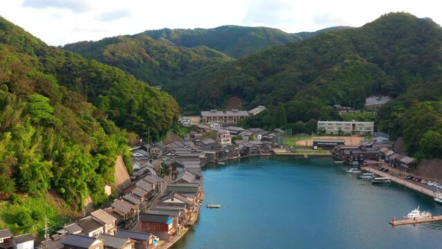 伊根の舟屋（京都府伊根町）