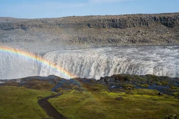 Keuken spatwand met foto A Rainbow at Iceland's Hafragilsfoss Waterfall in Vatnajokull National Park © Zack Frank