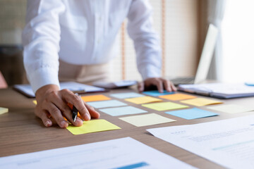 Business conference unveils vision and growth plans.