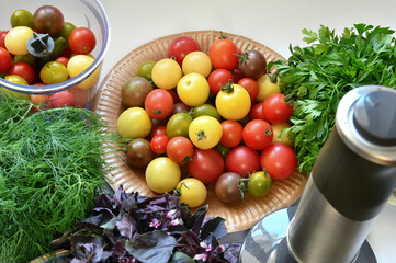 Tomatoes tomato juice parsley herbs