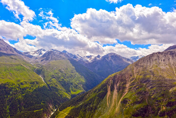 Fototapeta premium Die Ötztaler Alpen in Tirol, Österreich 