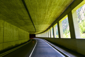 Lawinengalerie auf der Venter Landesstraße (L240) in der Gemeinde Sölden im Ötztal in Tirol,...