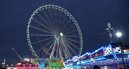 ferris wheel in the night
