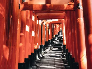 Zelfklevend Fotobehang Fushimi Inari Taisha  © araya