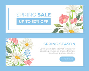 Fototapeta premium Daisy Flower Sales Flyer Design with Meadow Flora Vector Template