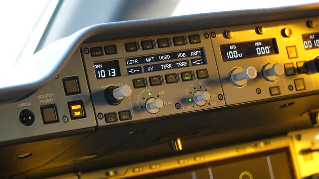 Tableau de bord cockpit gros plan, Cockpit dashboard close-up, airbus