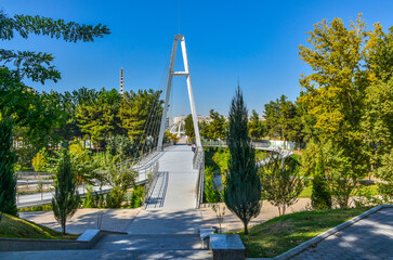 scenic view of Anhor Park bridge  (Tashkent, Uzbekistan)