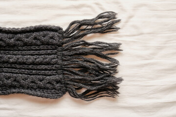 Aran scarf fringe.