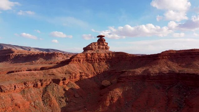 Mexican Hat Rock Southern Utah Unique Rock Formation 