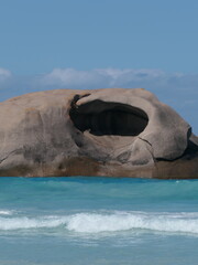 Ausblick auf einen Fels am Twilight Beach in Esperance, Australien