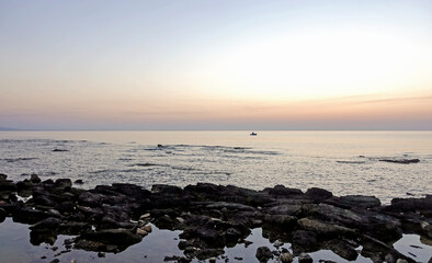 suggestivo paesaggio marino all'alba 9601