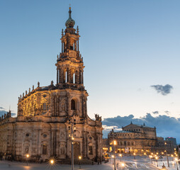 Fototapeta na wymiar Kathedrale der Heiligen Dreifaltigkeit in Dresden