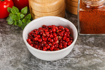 Red pepper corn aroma seeds