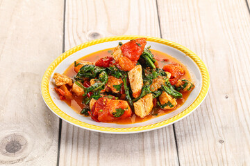 Chicken with tomato and spinach