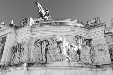 Monument_Victor_Emmanuel_2