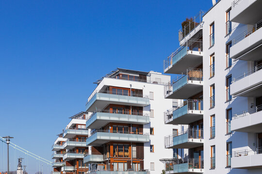 Germany, North Rhine Westphalia, Cologne, Modern apartments in Mulheim