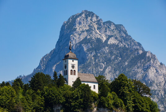 Austria, Upper Austria, Traunstein, Johannesbergkapelle with mountain in background