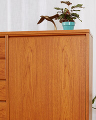 Vintage warm teak dresser with beautiful wood grain. Mid-Century Modern gentleman's chest of...