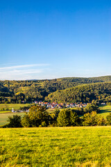 Fototapeta premium Eine sommerliche Radtour durch die Fachwerkstadt Schmalkalden und ihrer reizvollen Umgebung - Thüringen - Deutschland