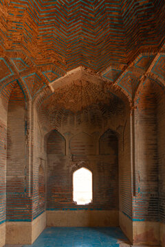 Beautiful mughal era carved sandstone tomb of Isa Khan Tarkhan II in UNESCO listed Makli necropolis, Thatta, Sindh, Pakistan