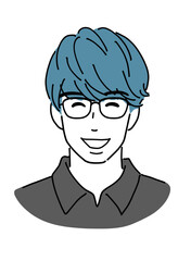 笑顔の若い男性　マッシュルームカット　メガネ