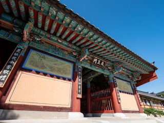 韓国・釜山　梵魚寺の境内