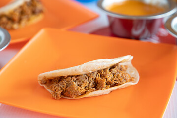 taco deshebrada