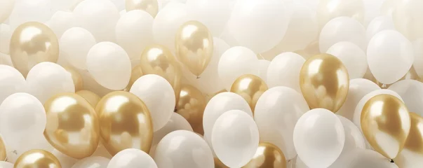 Rolgordijnen A festive display of white and gold balloons © pham