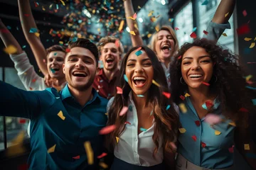 Foto op Plexiglas Happy diverse employees team celebrating success business achievement among confetti. © MOUNSSIF