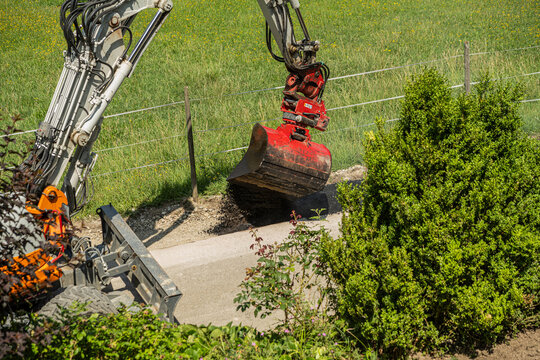 Glasfaserausbau mit Tiefbauarbeiten