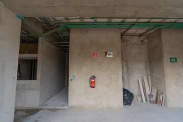 PASILLO DE SALIDA DE EMERGENCIA