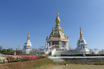 Wat Thung Setthi at Khon Kaen, ワット・トゥン・セーティー　コーンケーン　วัดทุ่งเศรษฐี