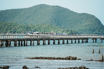 Sea View from Chonburi Pier, Thailand　桟橋からの水平線の景色　チョンブリ・タイ