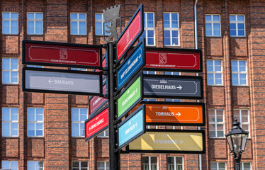 Wegweiser, Forum an der Museumsinsel, Stadtquartier der Zukunft, Berlin Mitte, Deutschland