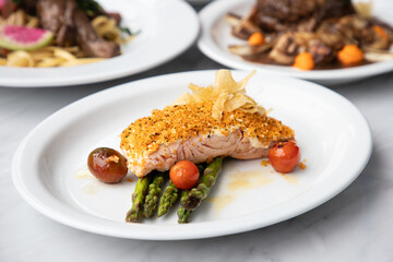 salmon enconstrado