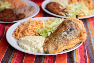 chiles rellenos