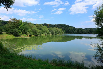 Fototapeta na wymiar Kleiner See am ehemaligen Volksbad bei Görlitz