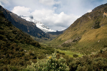 Reise durch Südamerika. In Peru wandern zur Lagune 69.