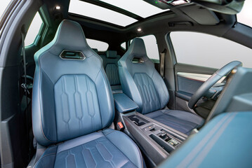 Front seats of a passenger car - 658359879