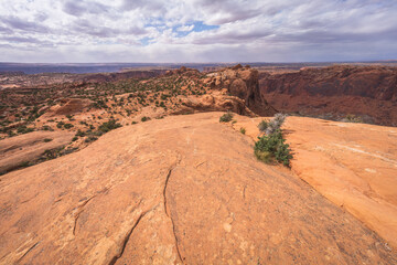 hiking the upheaval dome trail, canyonlands national park, usa