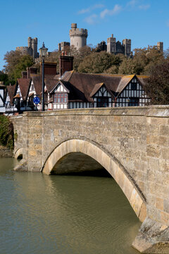 europe, UK, England, Sussex, Arundel castle vertical