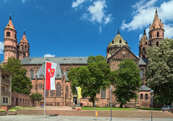 Worms Cathedral, Germany. The cathedral was built from about 1130 to 1181. This is one of the three Rhenish imperial cathedrals besides the Mainz Cathedral and Speyer Cathedral. - 658376698