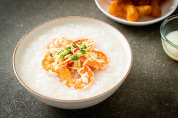 Congee with shrimps and fresh ginger