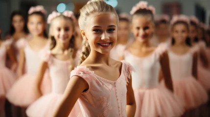 Cercles muraux École de danse Little ballerinas, Girl wearing pink tutu skirt and having fun ballet class.
